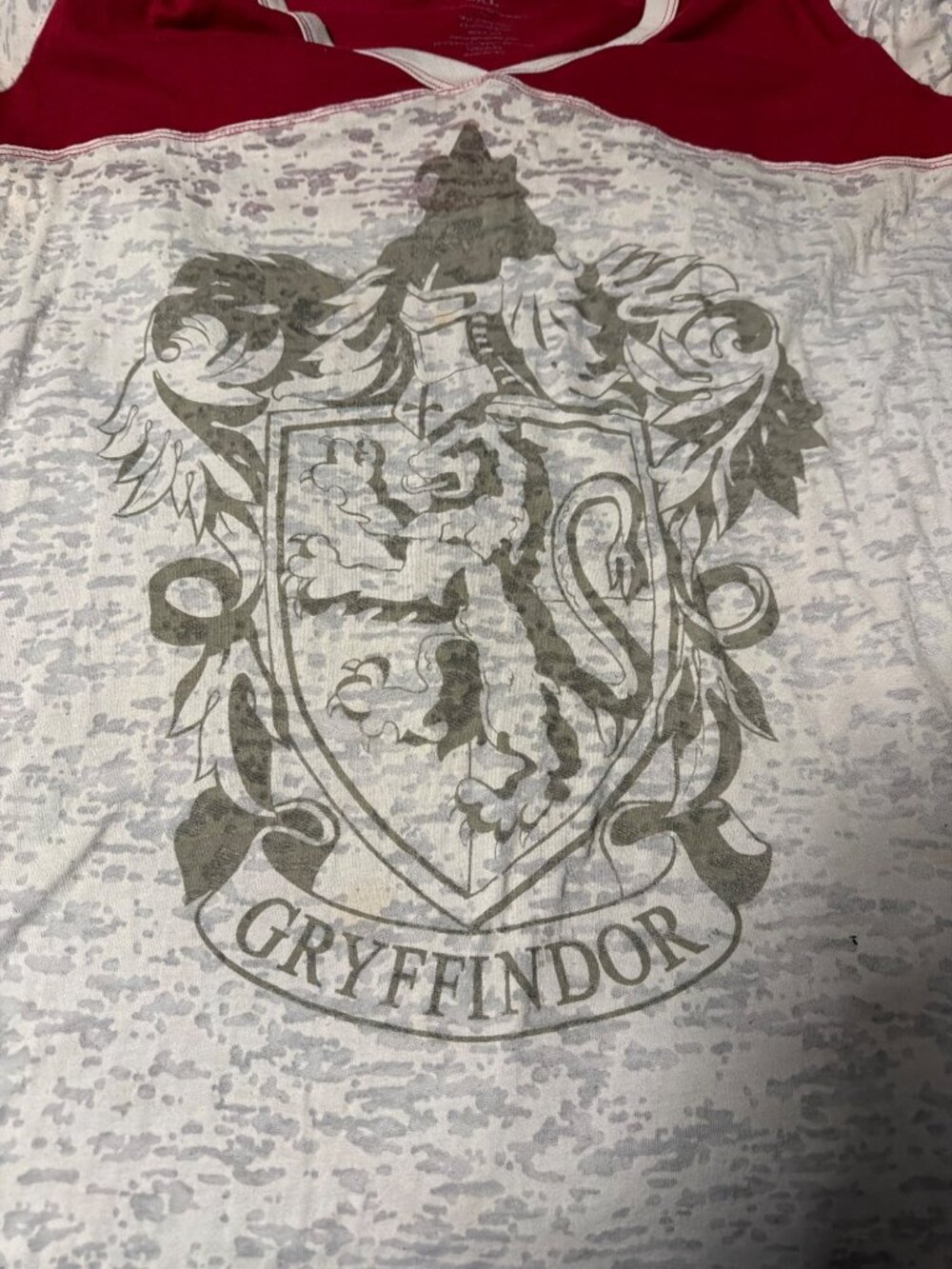 Harry‎ Potter Gryffindor V-Neck Burnout T-Shirt Red White Universal Studios